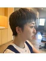 ツナグ(tsunagu) ピクシーショートにラフなニュアンスパーマ