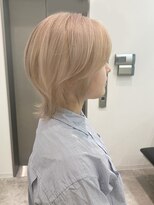 ダブルトーキョー シブヤ(W-TOKYO SHIBUYA)&nbsp;ショートウルフカットハイトーンブリーチミルクティーベージュ