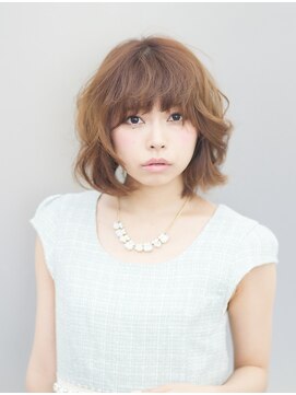 アルーシェ 心斎橋(Alushe) 大人小顔パーマひし形シルエット