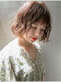 切りっぱなしボブ 大人可愛い アッシュカラー