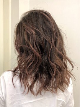 ラパンセヴェール(LA PENSEE VERT) 外国人風ハイライトグラデーション×ピンクカラー