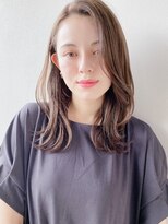 [K-two銀座]ツヤ感たっぷりベージュカラーでくびれヘア[銀座]