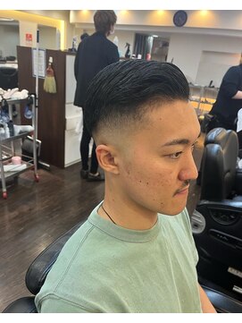 ロイヤルマン 梅田(ROYAL MAN) スキンフェード