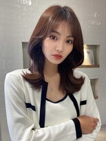 フォンズ(FONS)&nbsp;上品くびれヘア小顔後れ毛 顔まわりカット 20代30代40代艶カラー