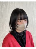 ミディアムヘアウルフカット黒髪20代30代40代