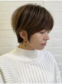 大人ショートボブショートカットココアアッシュくびれミディ