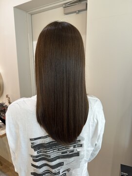 アンド ラ ブランシュ(&.La Blanche) 黒髪カタログ/グレーベージュ/レイヤーロング/アッシュカラー