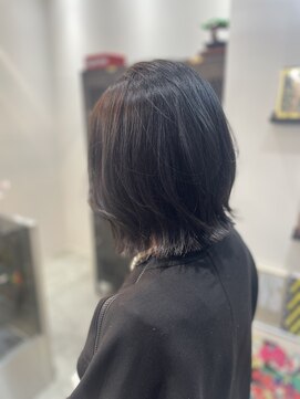 エー(A) レイヤーボブ