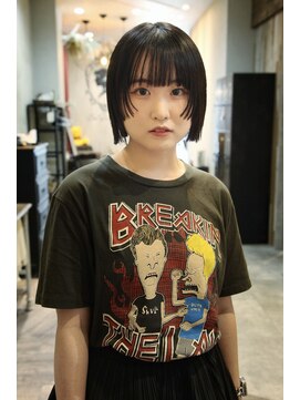 クイン(qin) 姫ぱつっとボブ