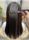 縮毛矯正と髪質改善で艶ストレート