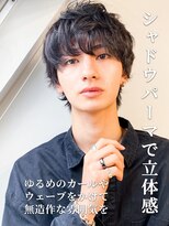 センターパートニュアンスパーマワンカールパーマツーブロック