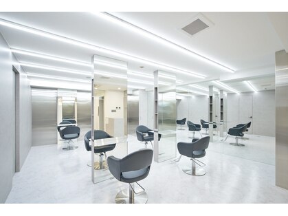 アイヴァン(AIVAN)の写真