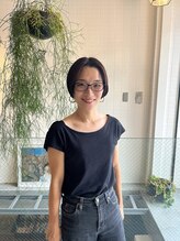 メグリ(meguri) 輪郭　首元　スッキリショート
