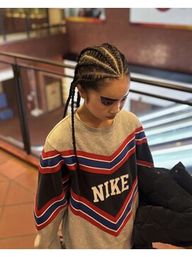 ケリーズグリーン(Kelly's Green) コーンロウ