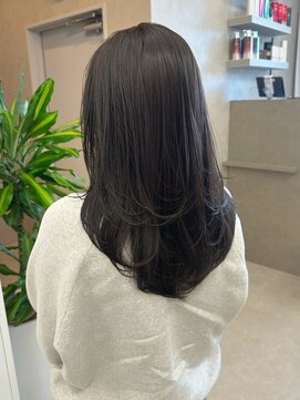 オムニス 表参道(Omnis) 暗髪ミディアムレイヤーカットワンカールオリーブグレージュ