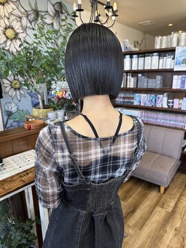 バンビ プライベート サロン(Bambi private salon) ヘンリーボブ　切りっぱなしボブ　韓国ヘア