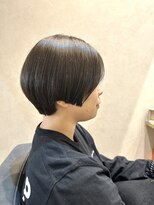 ネウィ 大分中央町店(newi)&nbsp;透明感グレージュで作る大人可愛い丸みミニボブショート