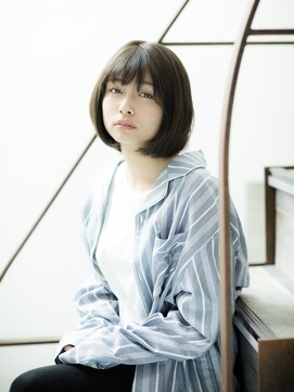 ルーチェ 大宮(Luce) 前下がりひし形シルエット切りっぱなしボブエアリーショート