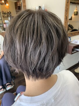 パチャールヘアー(PACAR HAIR) ショートボブ×シルキーベージュ