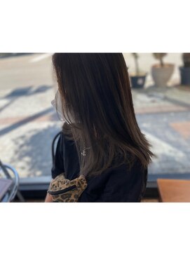 イケハ(IKEHA) 透明感カラー×ロブ