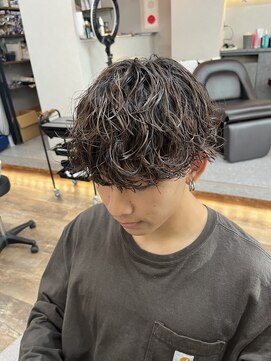 アムネシア 名古屋栄(AMNESIA) 波巻きパーマ