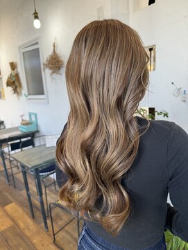 ソンリエ 青竹店(SONRiE) ベージュハイライトカラー