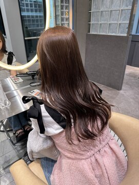 ロンドローズ 名古屋(Lond damaskRose) ブリーチ 学割 オリーブベージュ レイヤーカット リタッチ869