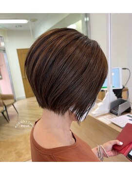 パフュームバイアフロート 南流山店(Perfume by afloat) 20代30代40代　ふんわり大人ショートボブレイヤースタイル