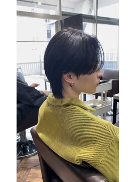 スキルアイマ(SKILL ima) 韓国アイドル風センターパートウルフ