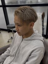 アールトゥーヘアー(art To Hair)&nbsp;White beige color