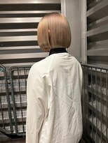 アミュレ(Amule)&nbsp;ダブルカラー、ブリーチ、ハイトーン、ベージュ、ボブ