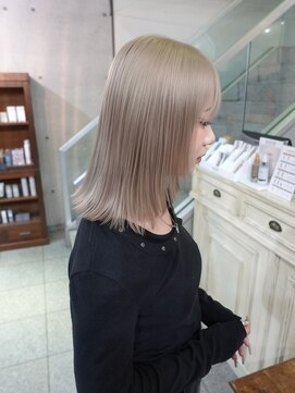 ヘアーデザイン アルエ(HAIR×design ARUE) ミルクティーベージュミディアムレイヤーカット