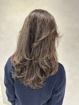 アース 新越谷店(HAIR&MAKE EARTH) ロングレイヤーカット×ハイライト/白髪ぼかしカラー