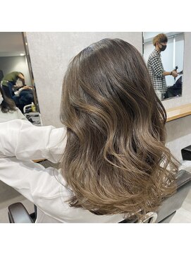 クリーム 大宮(CREAM) ナチュラルベージュカラー☆