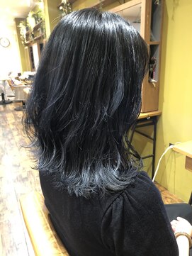 ボウ(BOW) シック ネイビーカラー