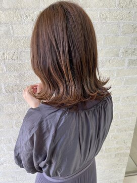 トップヘアーラウンジ 知立(TOP HAIR Lounge) 外ハネワンカールで軽やかミディアム