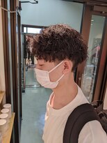 コワファーストナガサキシャンプーボーイ(COIFF1RST NAGASAKI SHAMPOO BOY)&nbsp;波巻きスパイラルパーマ×Vマッシュ