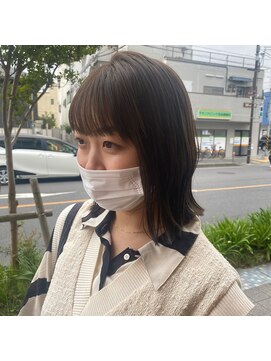 トワイロ(TOWAIRO) アッシュベージュ×ボブ