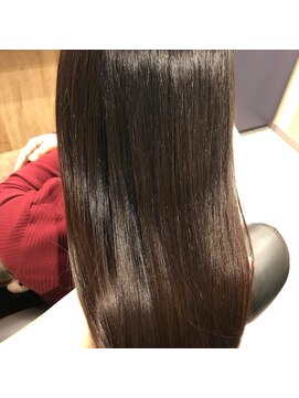 カミケンパセオ(kamiken.paseo) 潤い黒髪ストレート上品ナチュラルきれい美髪【カミケンパセオ】