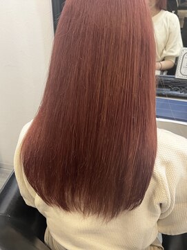 フィアート ヘアドレッシング サロン(Fiato Hairdressing Salon) ピンクベージュ