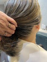 プラスシー(+C)&nbsp;白髪ぼかしハイライトでクリーミーベージュ/薬院白髪ぼかし