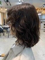 グランデュール 東静岡池田店(GRANDEUR)&nbsp;ミルクティーベージュダブルカラーケアミディアムボブパーマ