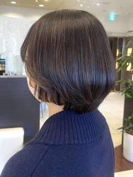 ヴィサージュ ギンザ VISAGE GINZA ひし形ショートボブ