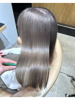 トリート 市川店(TREAT) ホワイトベージュ