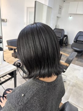 アルメリア 池袋(Arumeria) ボブぱつっとボブくびれボブブルーブラック韓国風暗髪10代20代