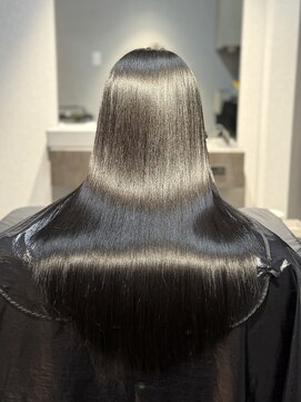 ルナス 福岡天神(LUNAS) 縮毛矯正とカラーの同時施術