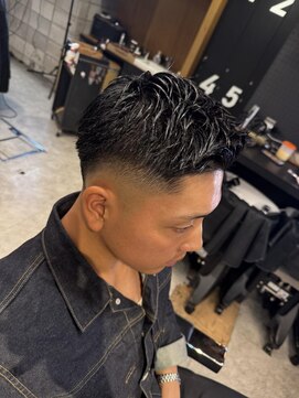 フランクスバーバー アンド ビアークラブ(FRANK'S BARBER and BEER CLUB) MEN’S HAIR/波巻ツイストスパイラル/フェザーパーマ/日比谷