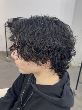 アイトーキョーリタ 渋谷(AI TOKYO Rita) サーフカールバズカットアクティブショートフェザーパーマ眉毛