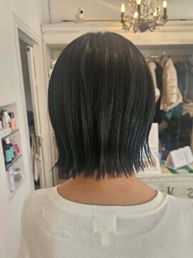 レスタ(ReSTA.) 切りっぱなしヘア