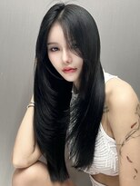 イキ 表参道(iki omotesando) 韓国ヘア レイヤーカット ロングストレート